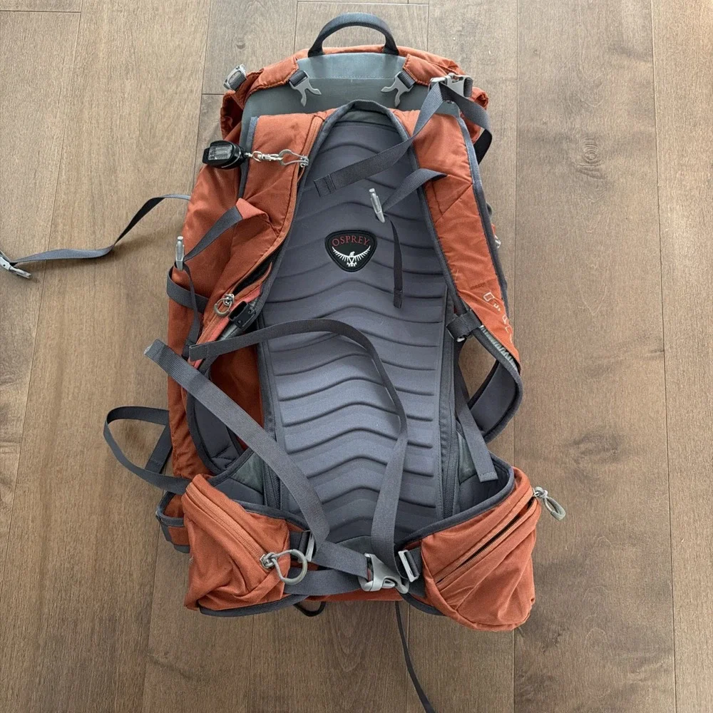 Osprey KODE 38 Backcountry Snowboard Ski Backpack Orange Used